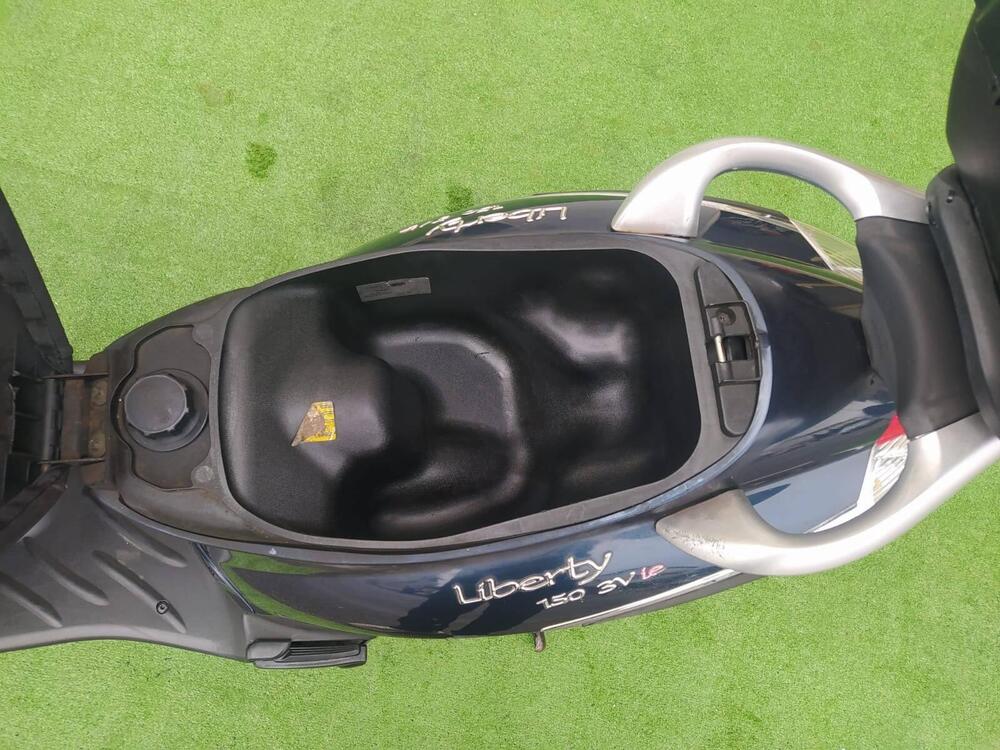 Piaggio Liberty 150 3V Full Optional (2013 - 15) (8)