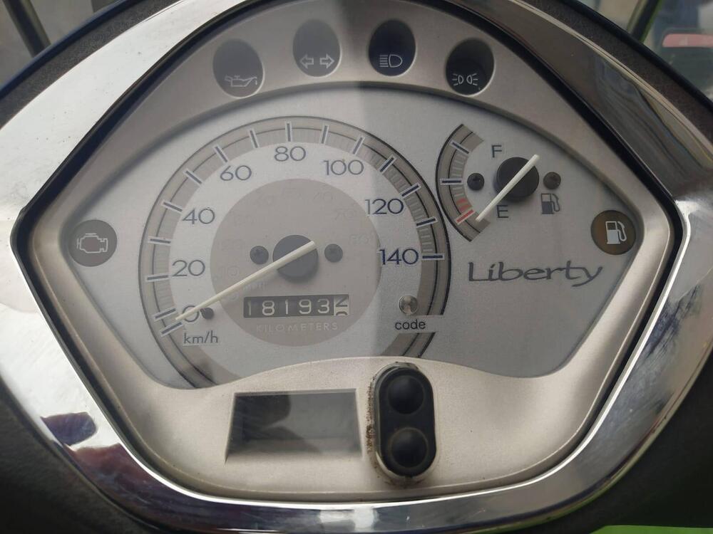 Piaggio Liberty 150 3V Full Optional (2013 - 15) (10)