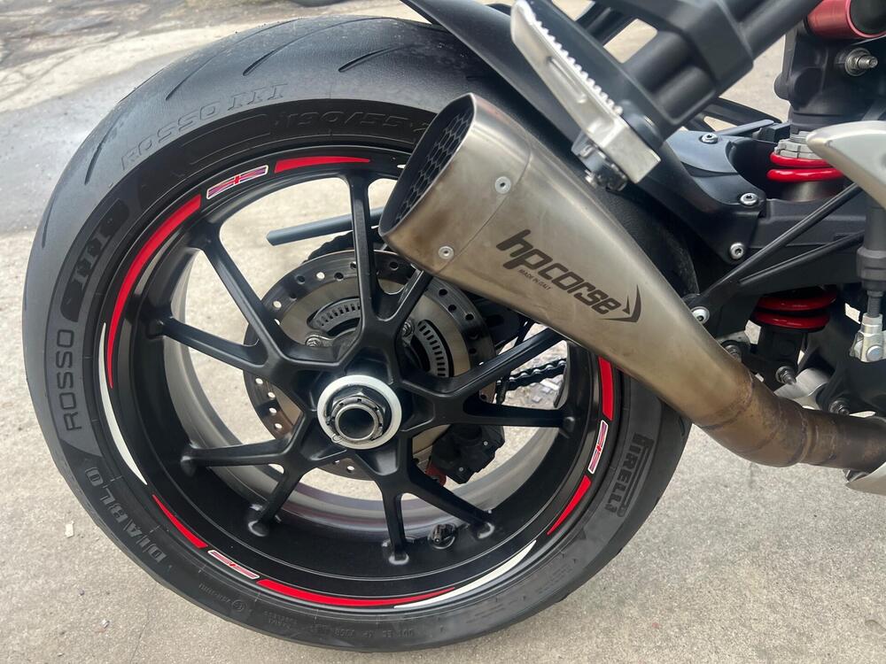 Triumph Speed Triple 1050 ABS (2011 - 15) (15)