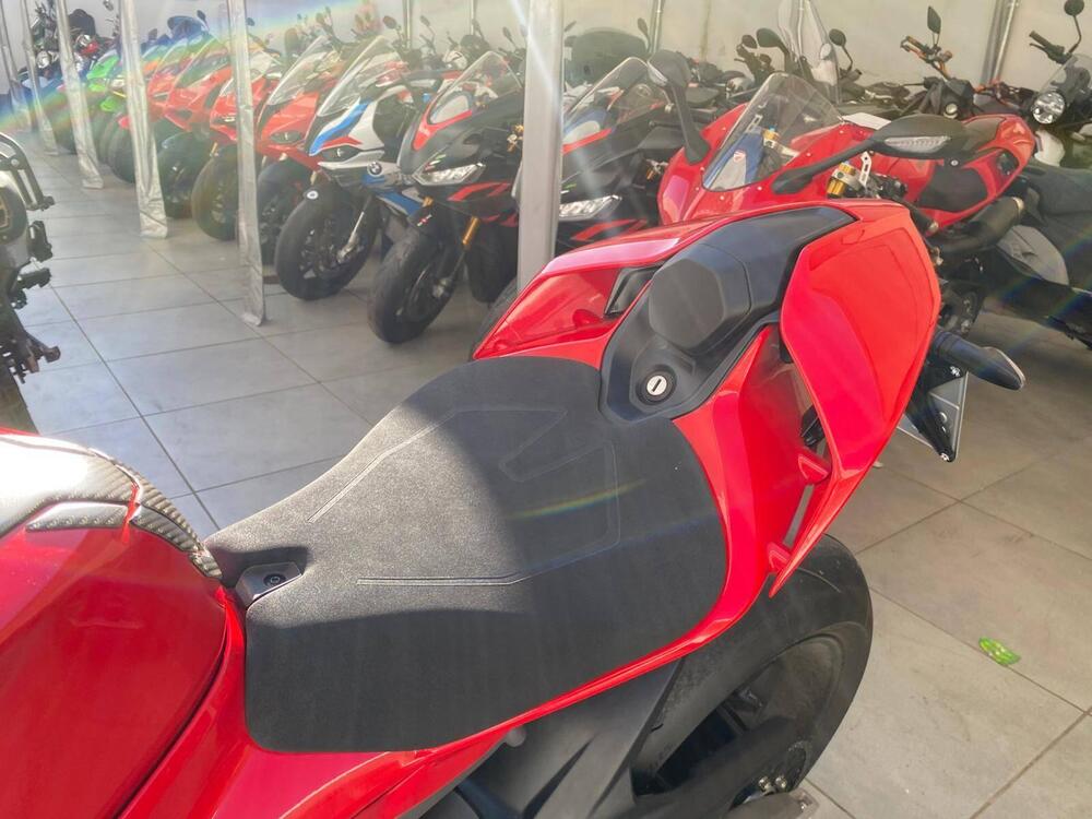 Ducati Panigale V4 (2025) (12)