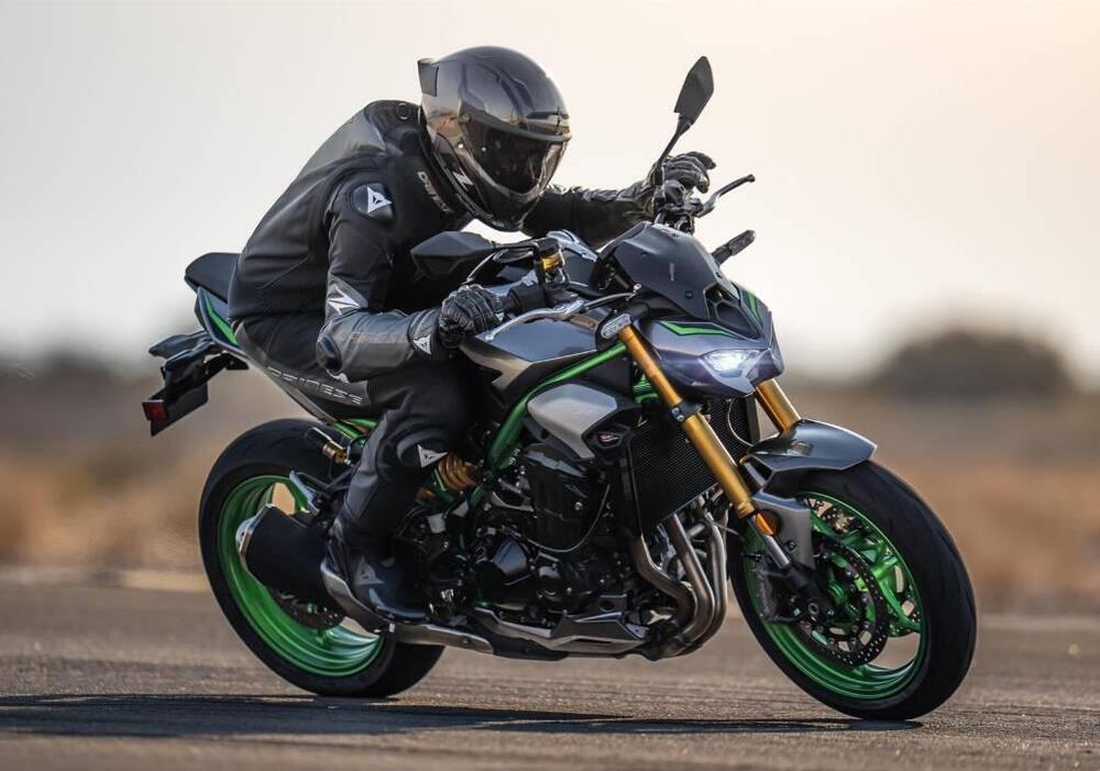 Kawasaki Z 900 SE (2025 - 26) (10)