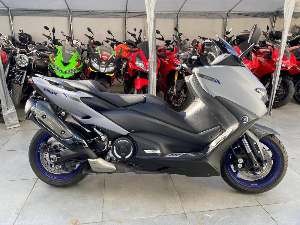 Yamaha T-Max 560 (2022 - 24)