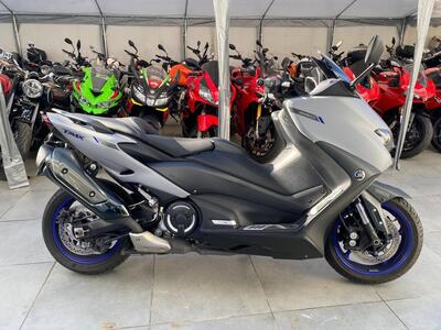 Yamaha T-Max 560 (2022 - 24) usata