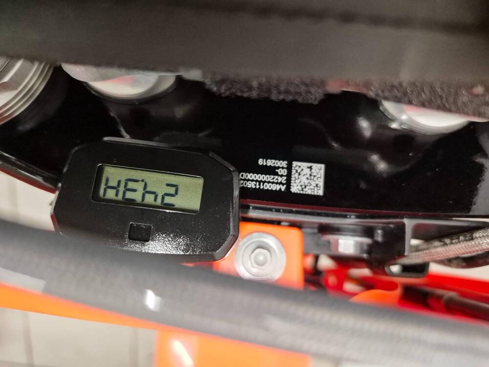 KTM 250 SX-F (2025) (4)