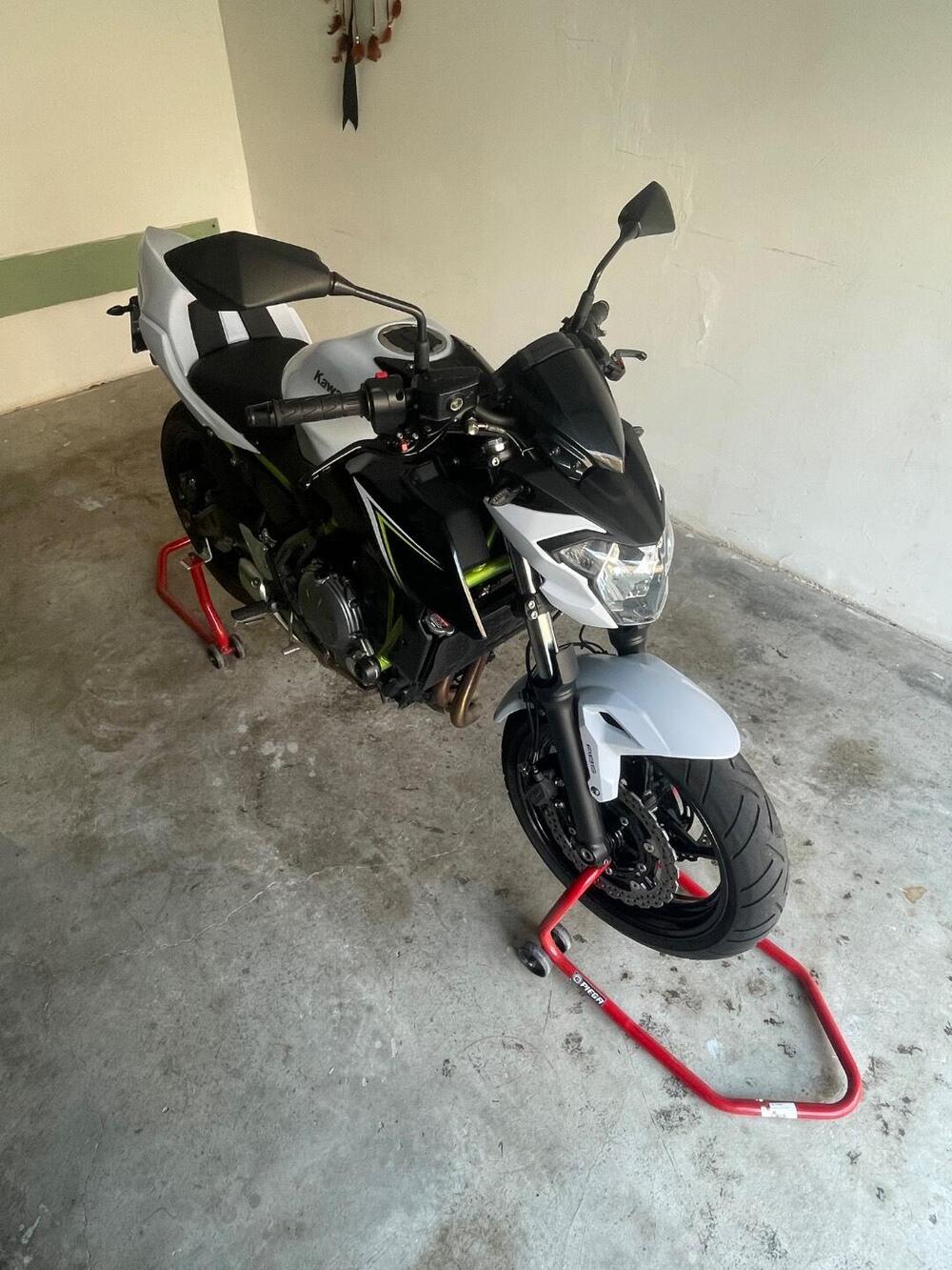 Kawasaki Z 650 (2017 - 19) (4)