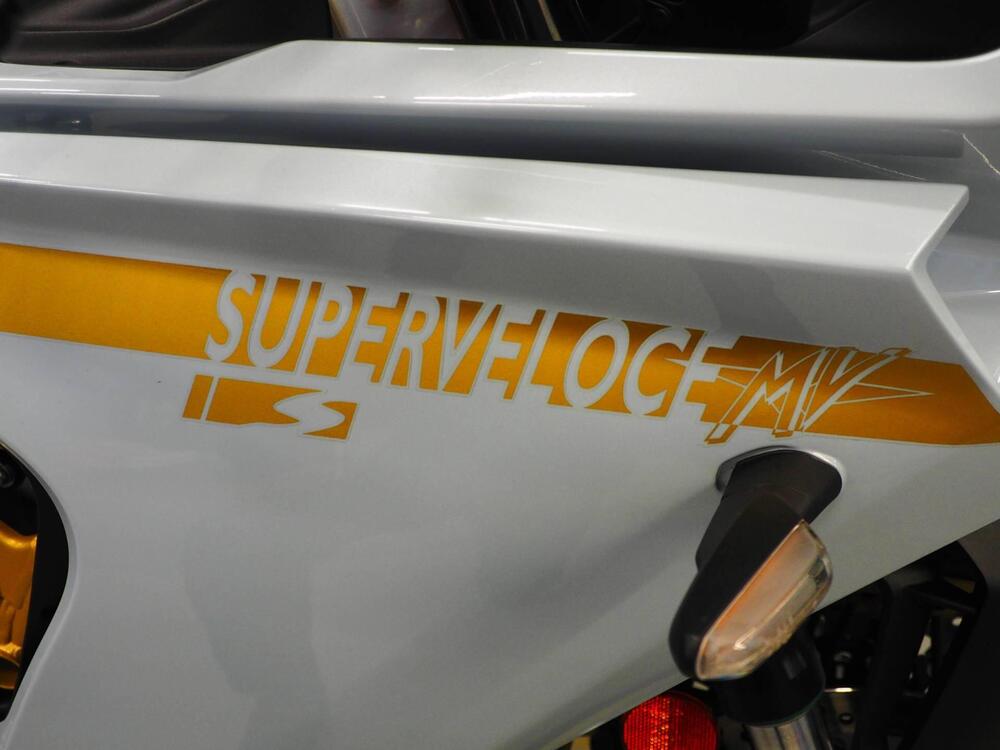 MV Agusta Superveloce 800 S (2021 - 25) (2)