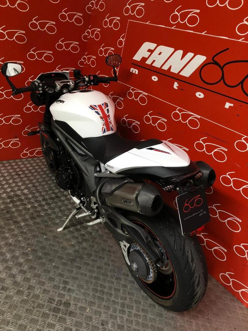 Triumph Speed Triple 1050 RS (2018 - 20) (4)