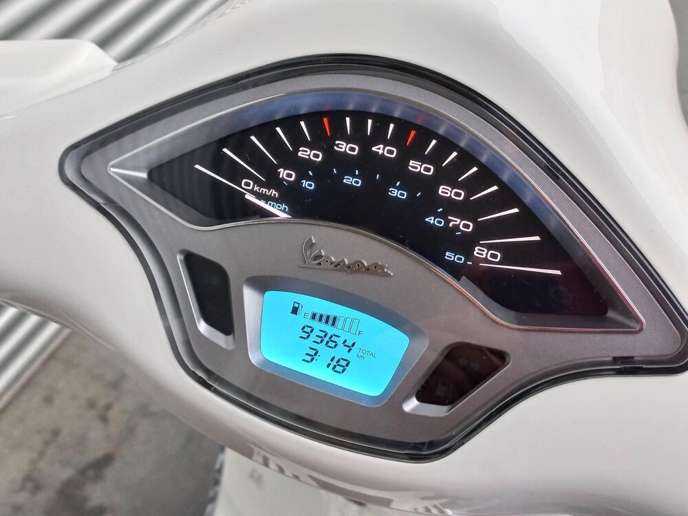 Vespa Primavera 50 (2021 - 23) (8)