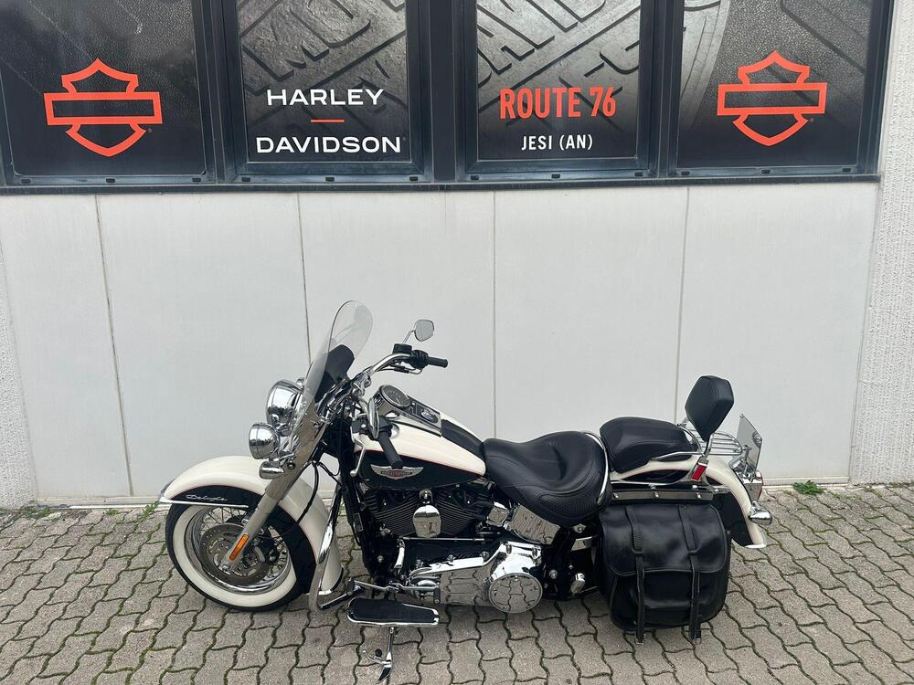 Harley-Davidson 1585 Softail Deluxe (2011) - FLSTN (4)