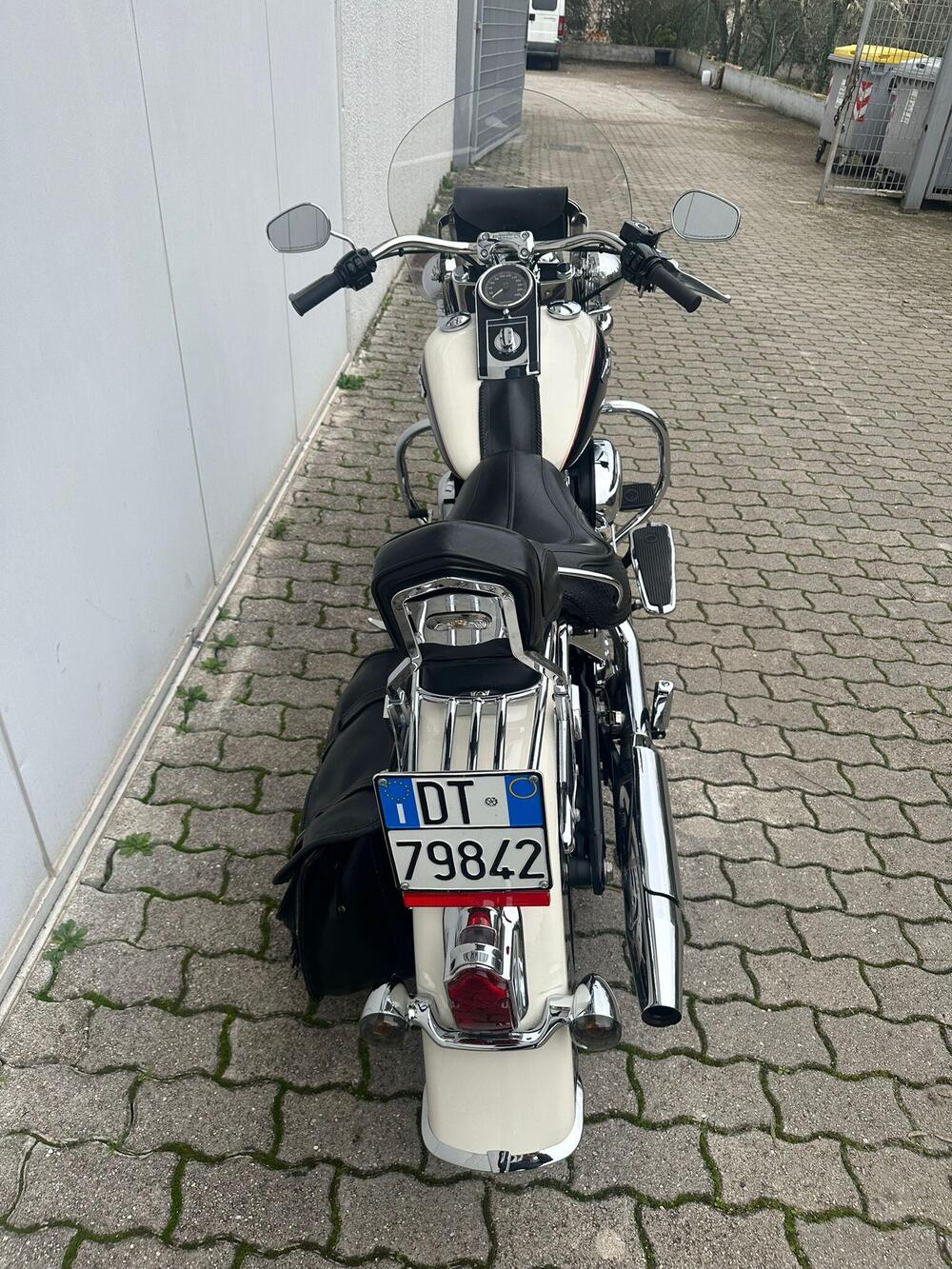 Harley-Davidson 1585 Softail Deluxe (2011) - FLSTN (13)