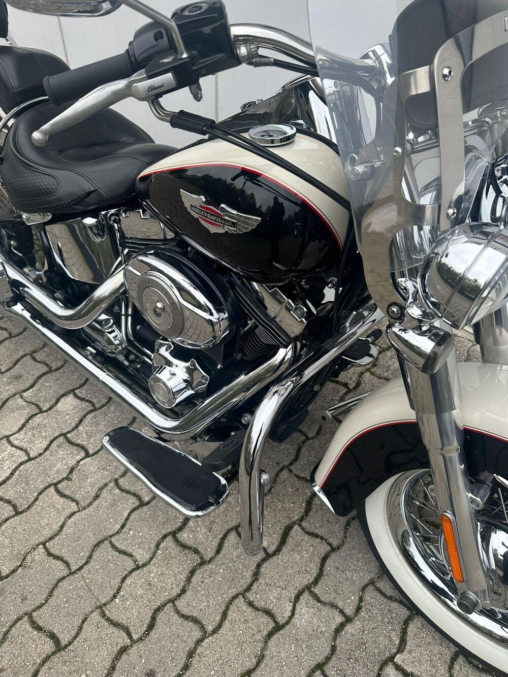 Harley-Davidson 1585 Softail Deluxe (2011) - FLSTN (12)