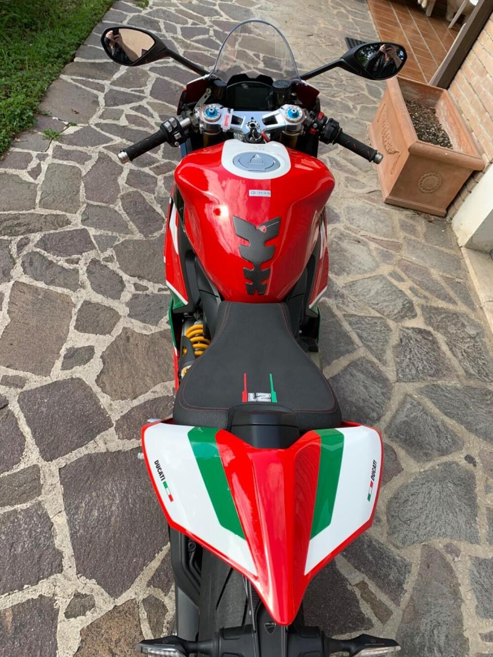 Ducati Panigale V2 Bayliss 1st Championship 20th Anniversary (2021 - 24) (3)