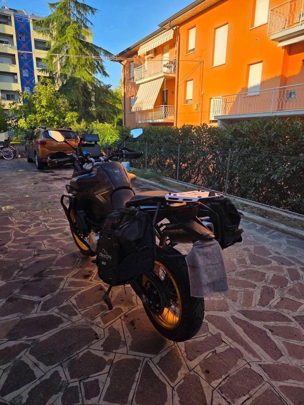 Voge Valico 900DSX (2024 - 25) (3)