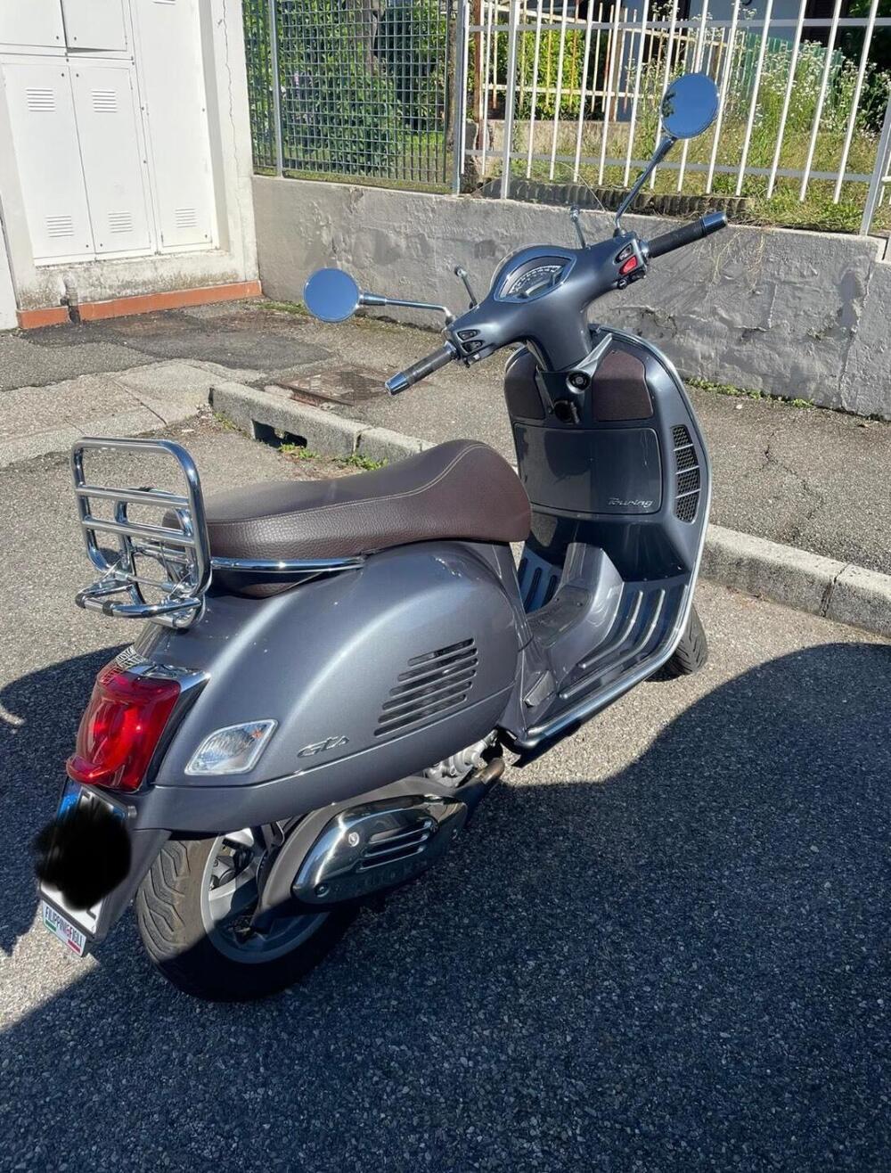 Vespa GTS 300 Touring Hpe (2021 - 22) (3)