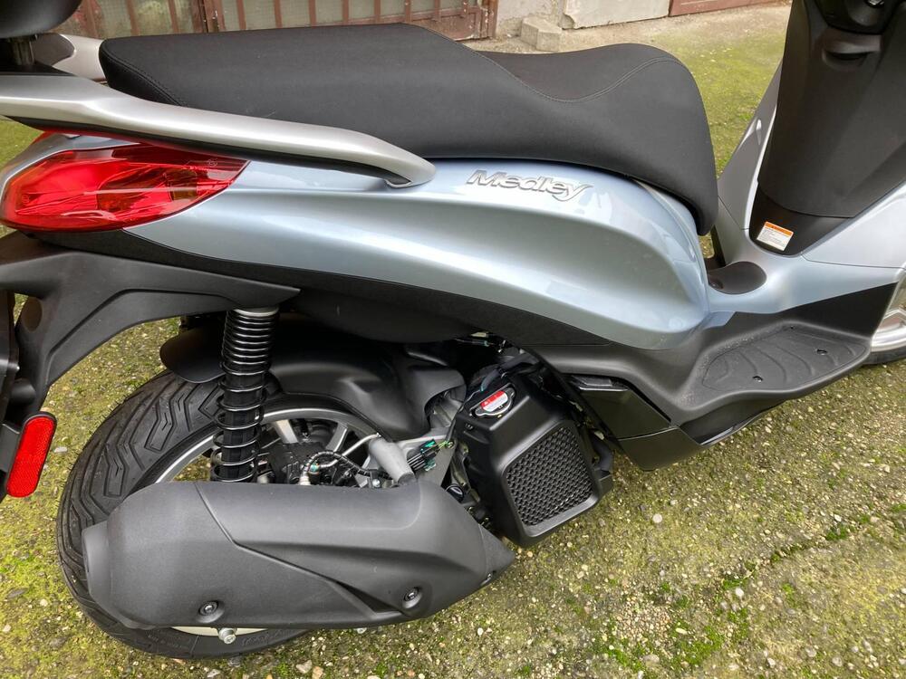 Piaggio Medley 125 (2025) (7)