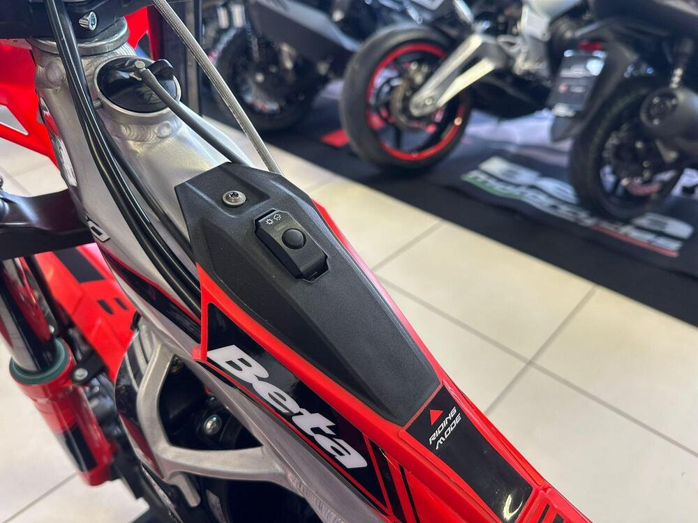 Betamotor Evo 300 2T (2025) (11)