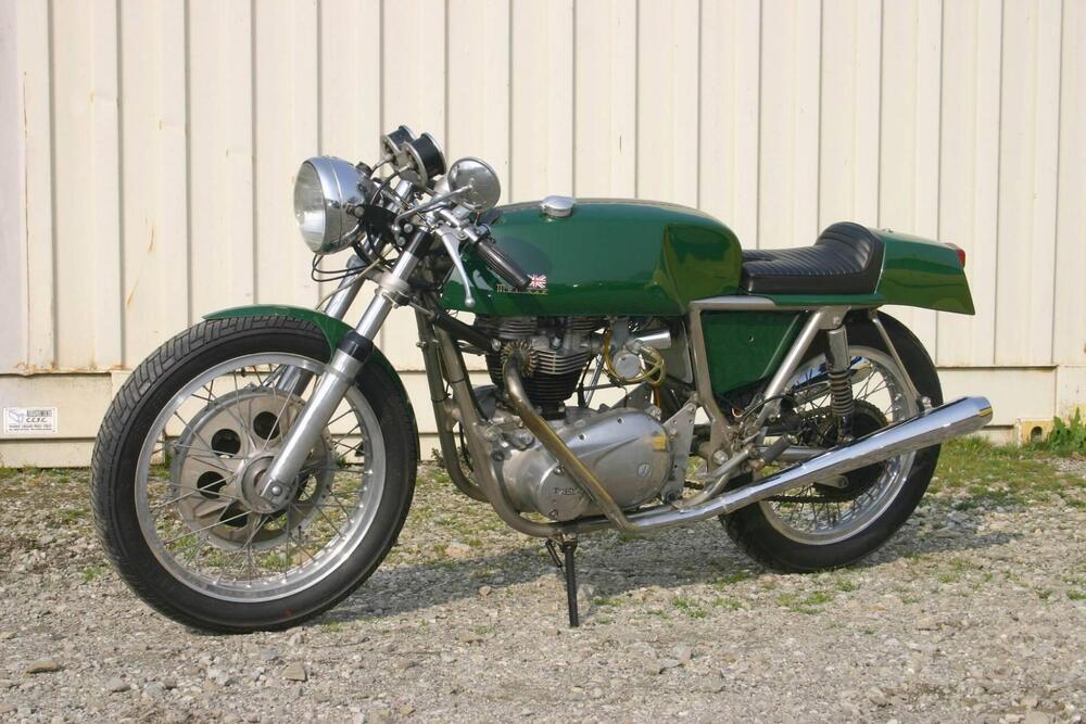 Triumph RICKMAN METISSE 650 (4)