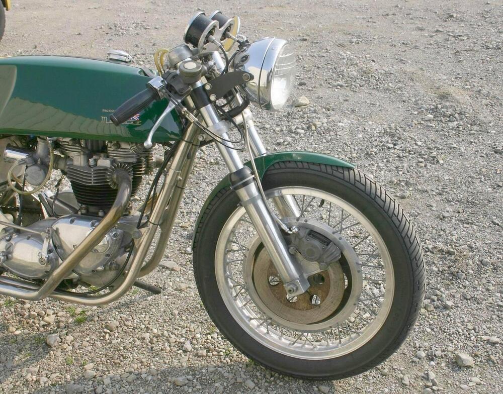 Triumph RICKMAN METISSE 650 (8)