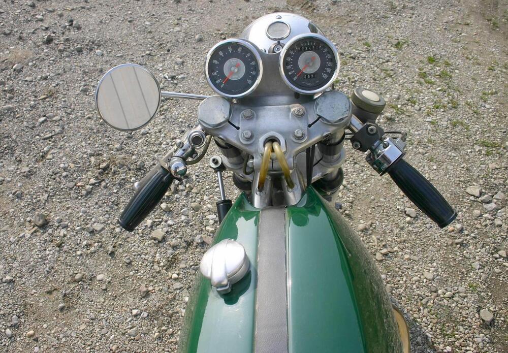 Triumph RICKMAN METISSE 650 (9)