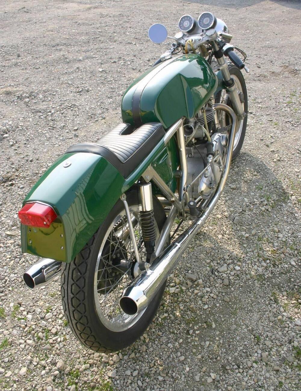 Triumph RICKMAN METISSE 650 (11)