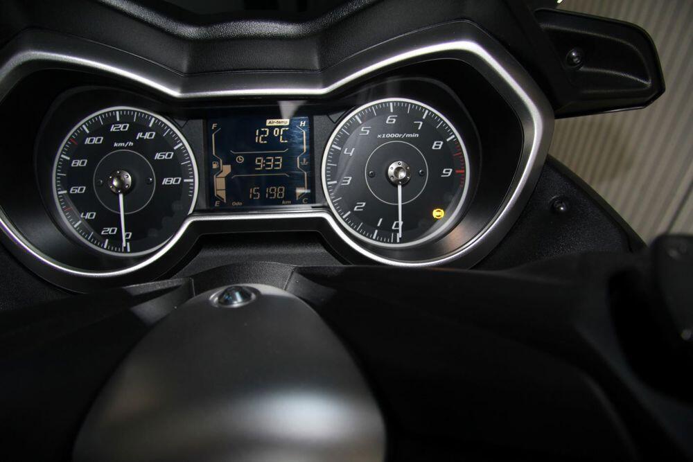 Yamaha X-Max 400 ABS (2017 - 20) (5)