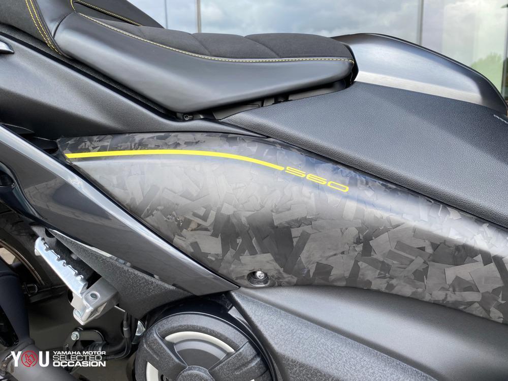 Yamaha T-Max 560 20° anniversario (2021) (8)