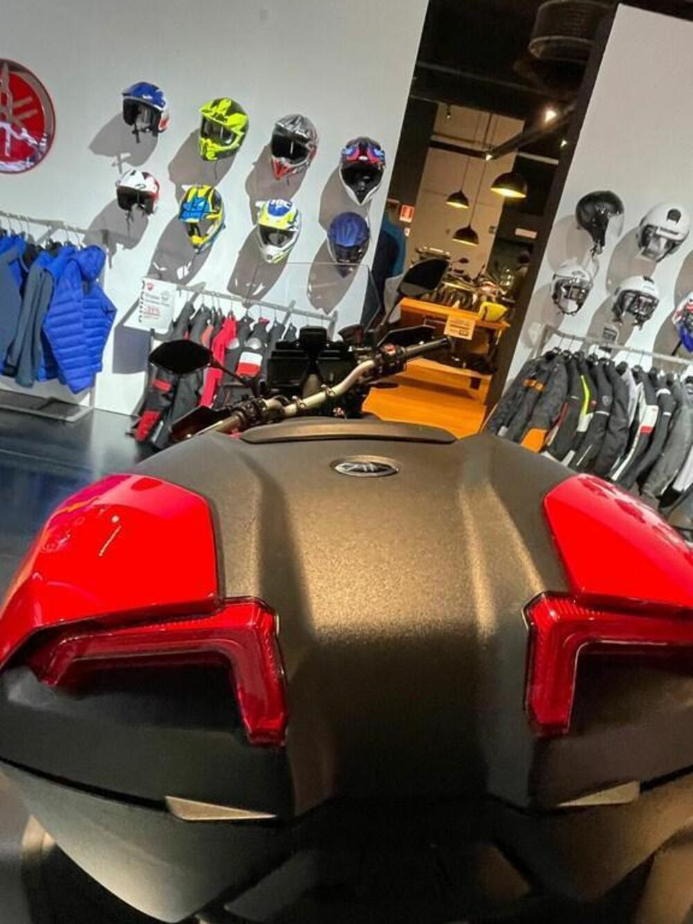 Yamaha MT-09 (2021 - 23) (11)