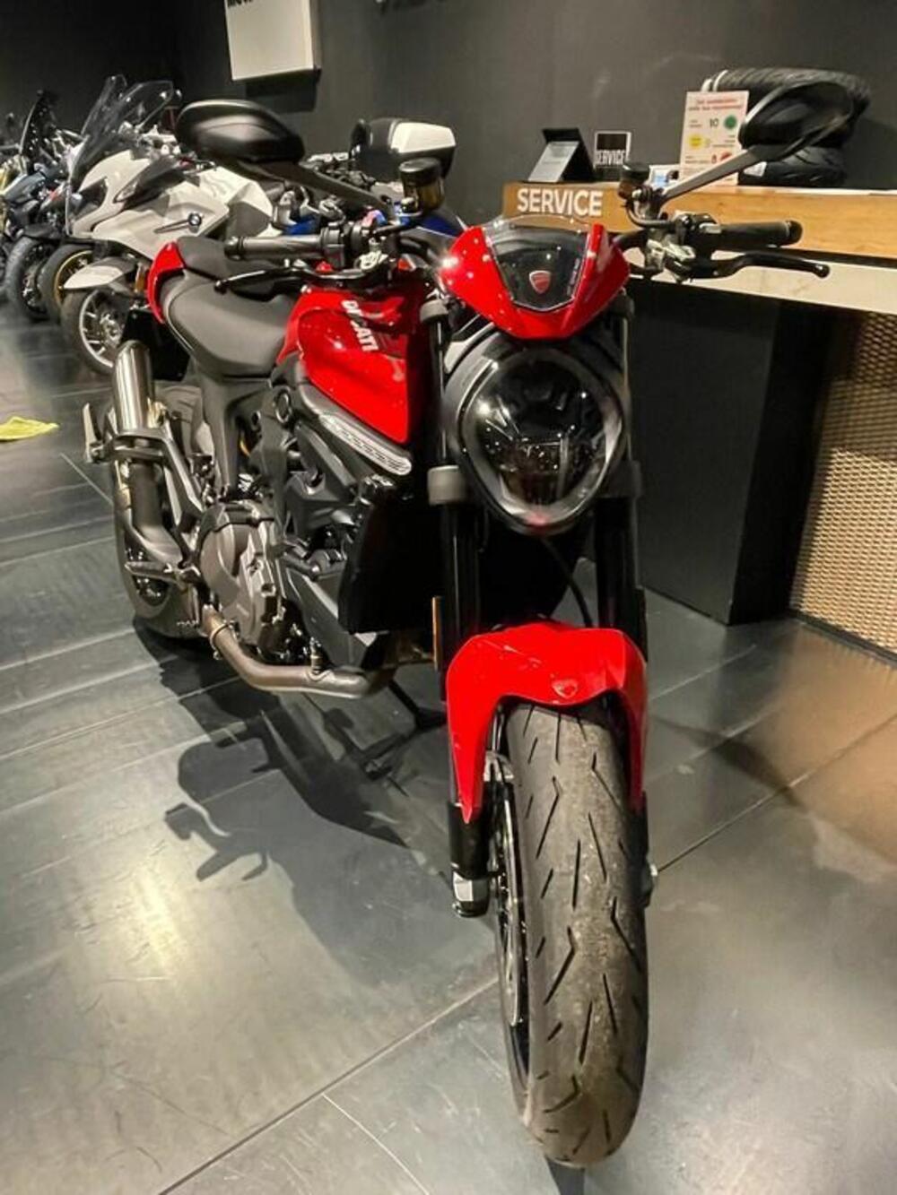 Ducati Monster 937 (2021 - 25) (13)