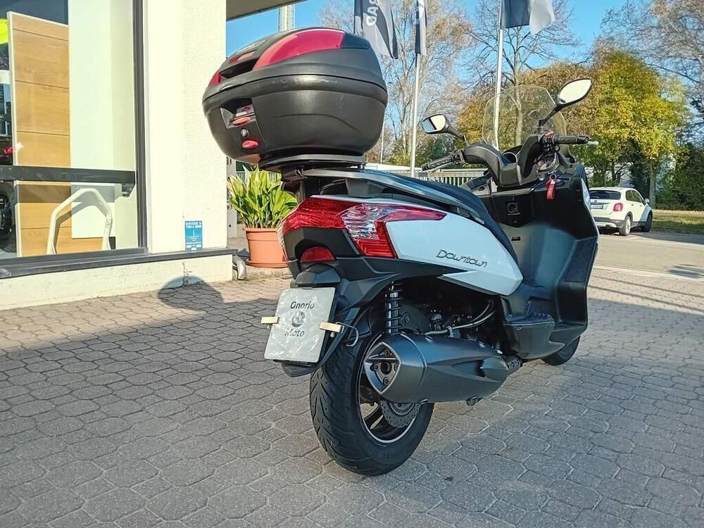 Kymco Downtown 300i ABS (2009 - 17) (4)