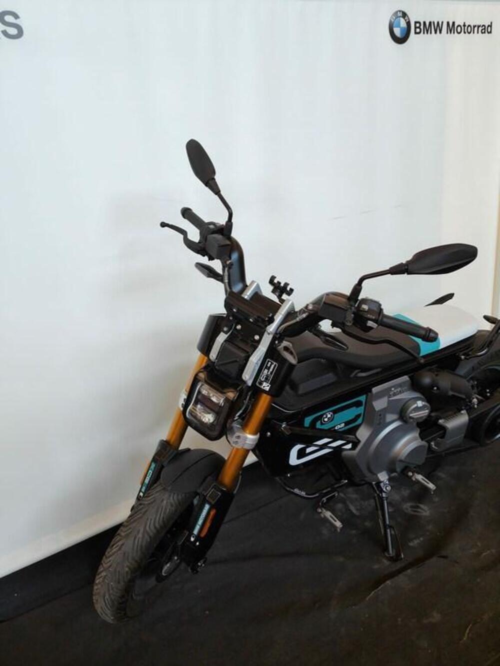 Bmw CE 02 AM (2024 - 25) (3)