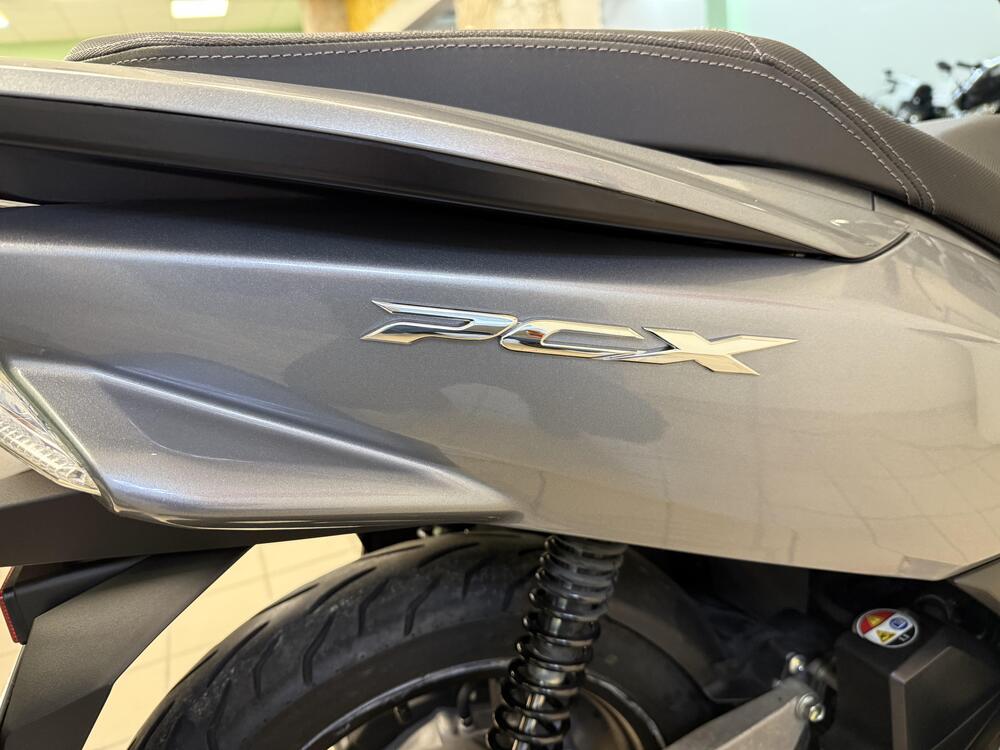 Honda PCX 125 (2014 - 16) (8)