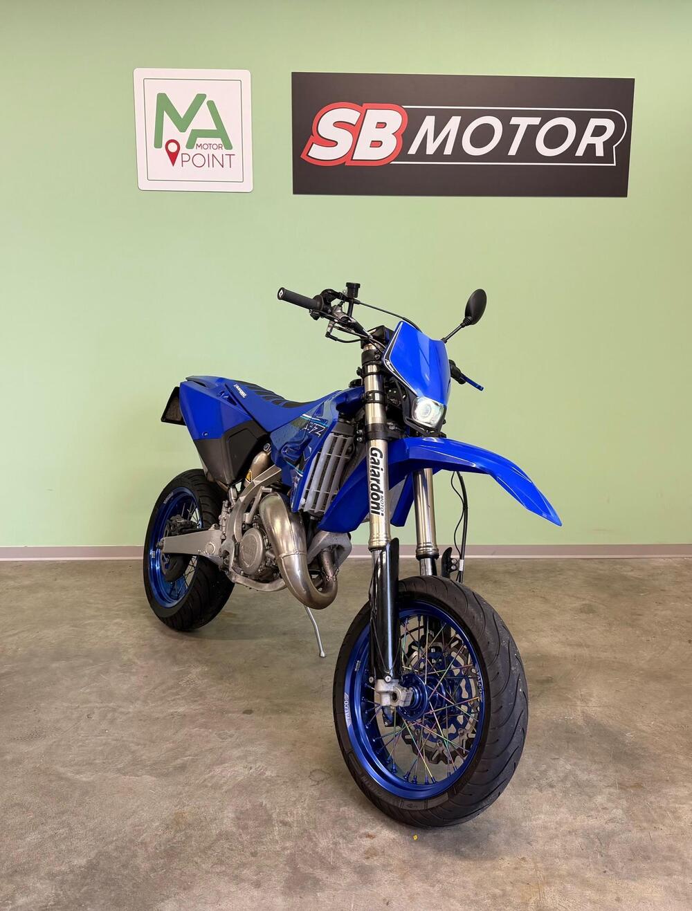 Yamaha YZ 125 (2021) (3)
