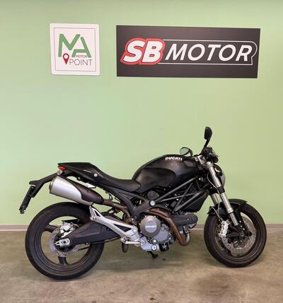 Ducati Monster 696 ABS (2009 - 14) usata