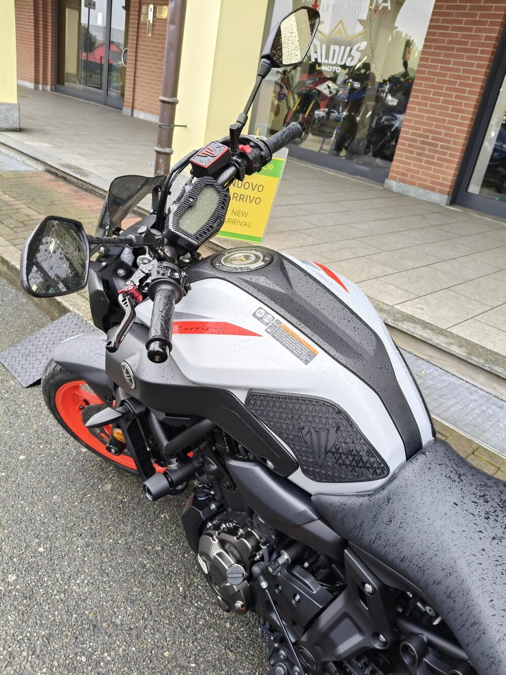 Yamaha MT-07 (2018 - 20) (8)