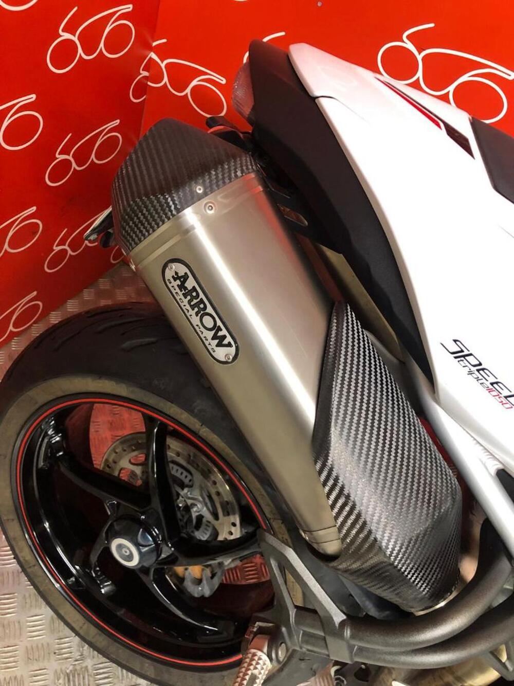 Triumph Speed Triple 1050 RS (2018 - 20) (5)