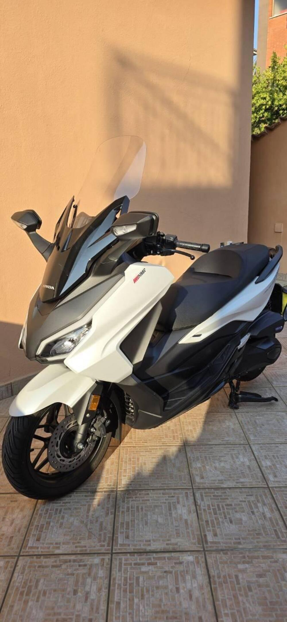 Honda Forza 350 (2025) (2)