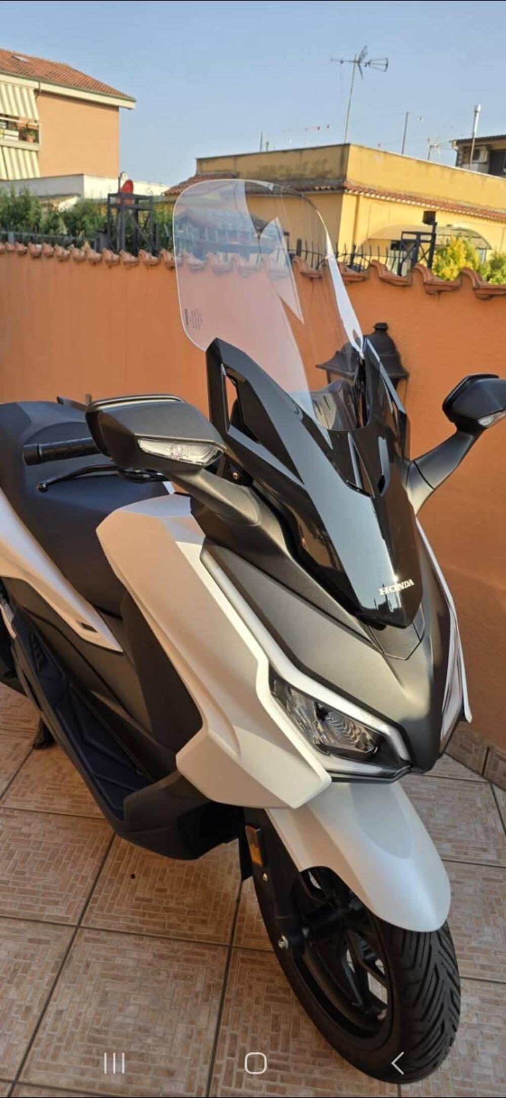 Honda Forza 350 (2025) (3)