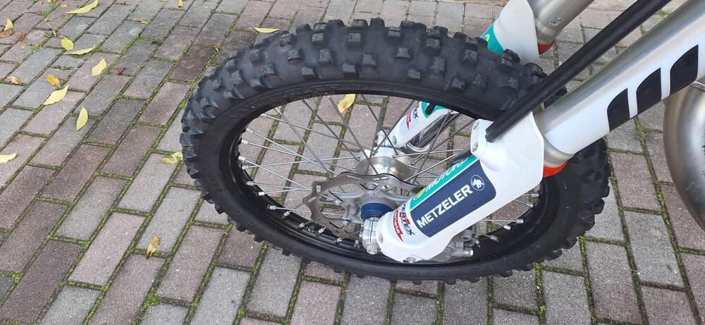 Husqvarna TE 250i (2023) (4)