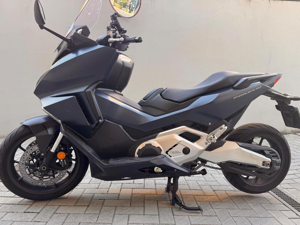 Honda Forza 750 DCT (2021 - 24) (5)