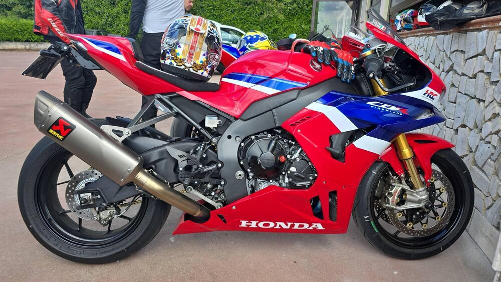Honda CBR 1000 RR-R Fireblade SP (2024 - 25)