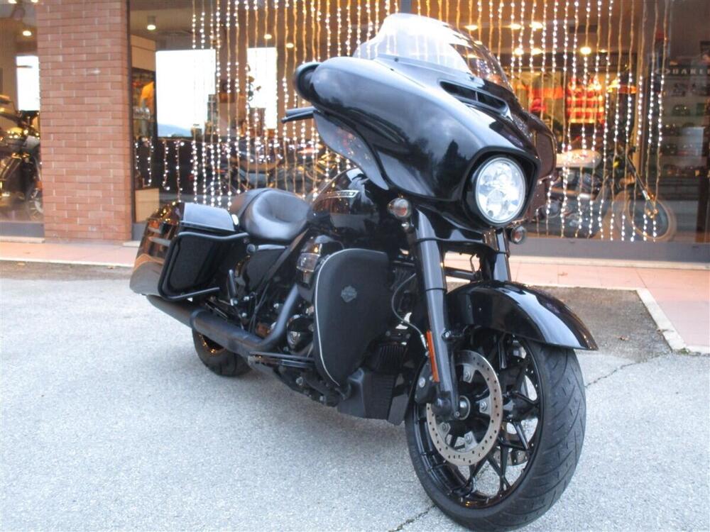 Harley-Davidson 114 Street Glide Special (2019 - 20) - FLHXS (2)