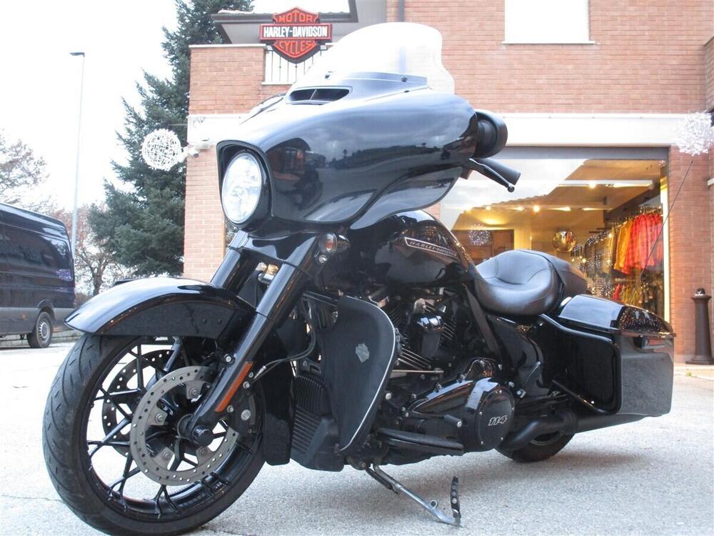 Harley-Davidson 114 Street Glide Special (2019 - 20) - FLHXS (3)