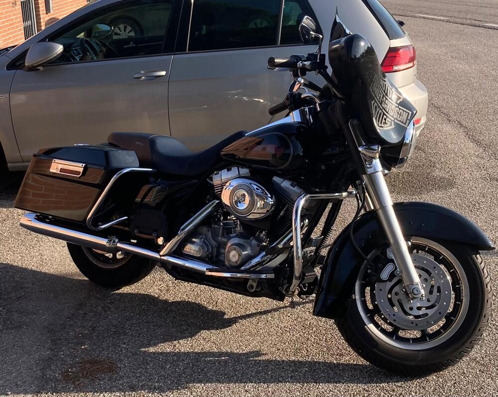 Harley-Davidson 1584 Electra Glide Standard (2007) - FLHT (2)