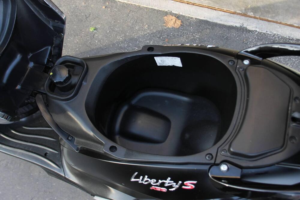 Piaggio Liberty 125 S ABS (2017 - 20) (10)