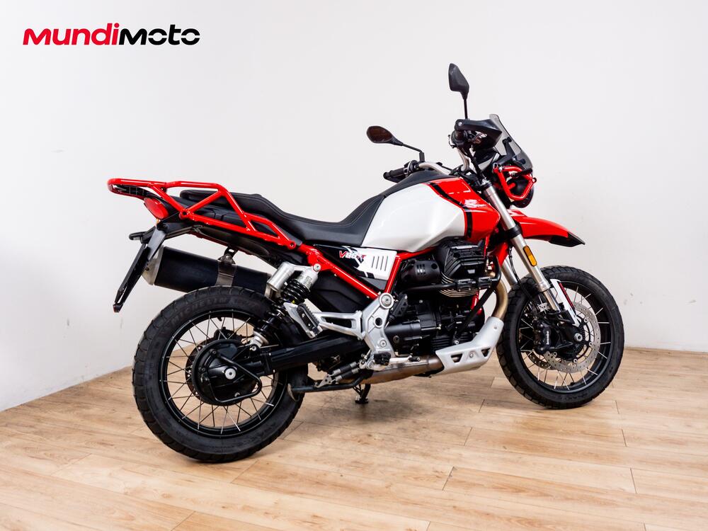 Moto Guzzi V85 TT Evocative Graphics (2021 - 23) (3)