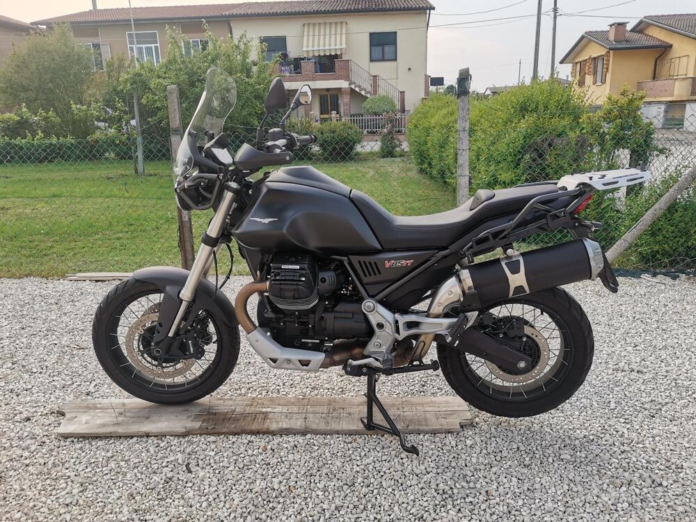 Moto Guzzi V85 TT Travel (2020) (11)