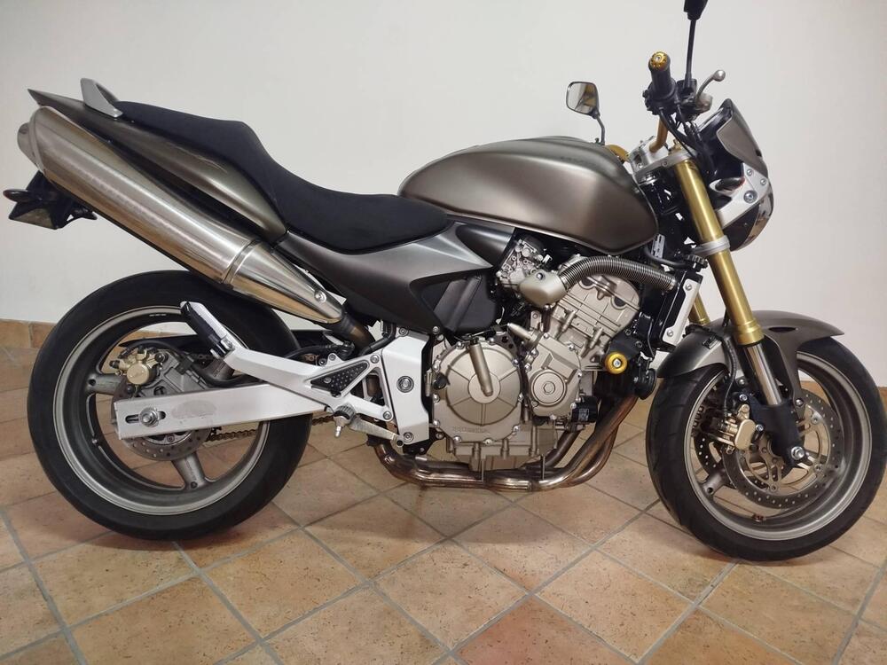 Honda Hornet 600 (2005 - 06) (6)