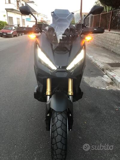 Honda X-ADV 750 DCT (2021 - 24) usata