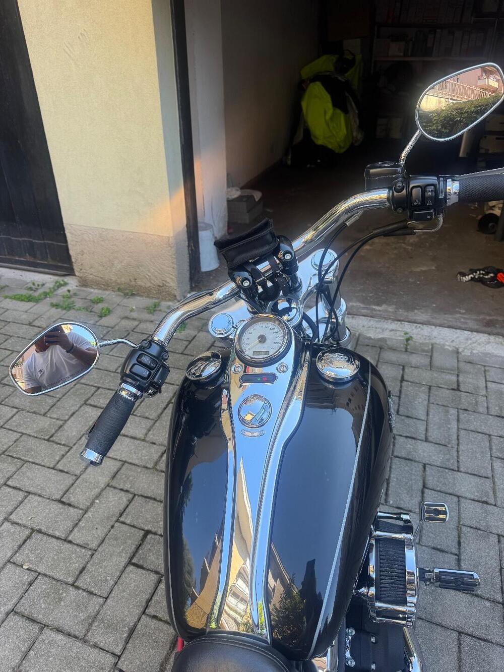 Harley-Davidson 1584 Wide Glide (2007 - 11) - FXDWG (2)