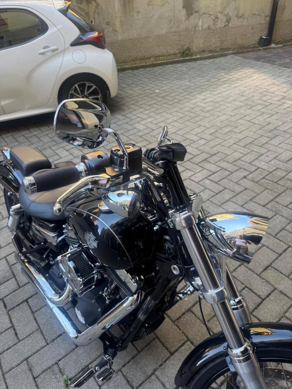 Harley-Davidson 1584 Wide Glide (2007 - 11) - FXDWG (3)